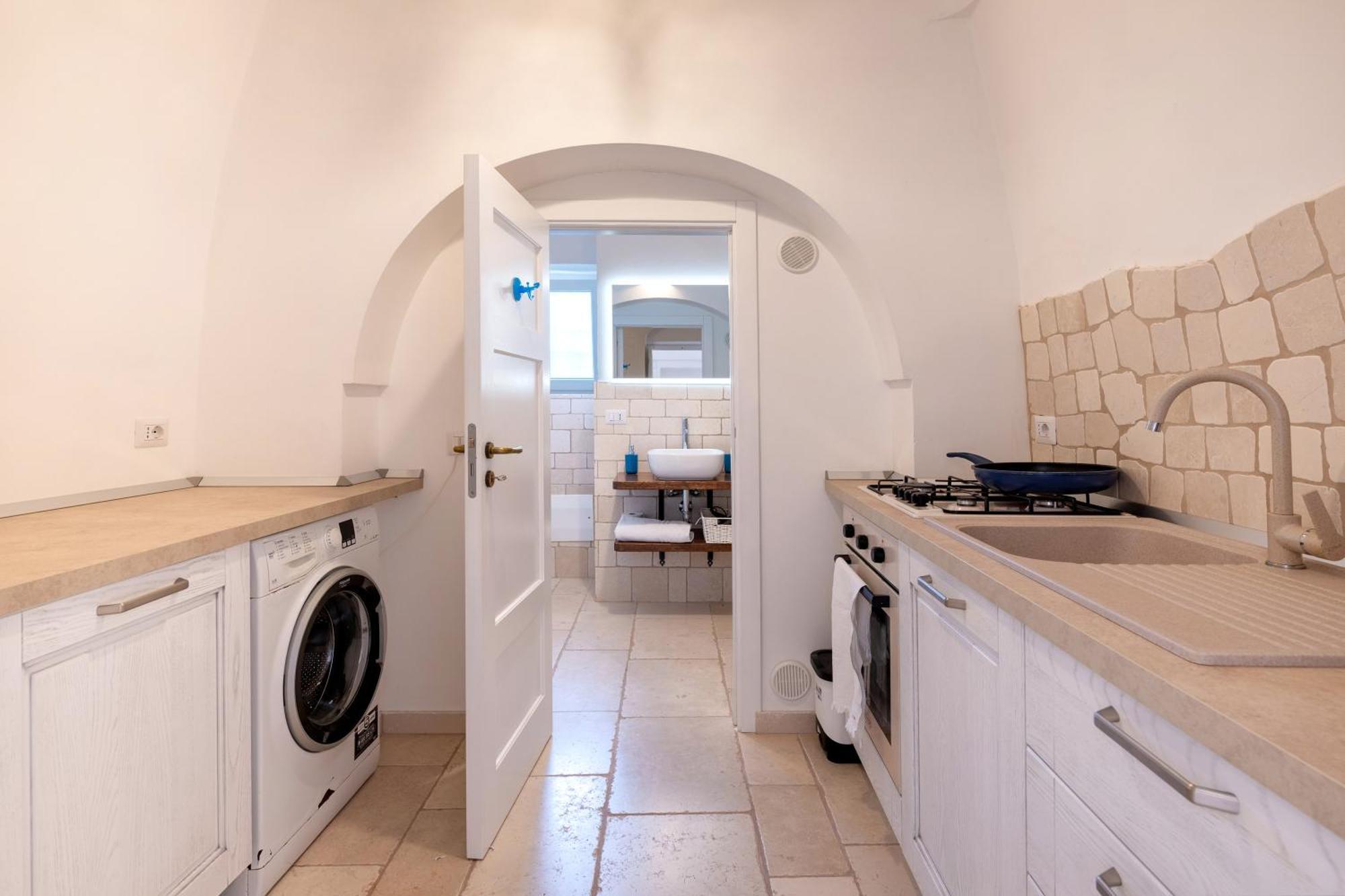 Trullo Degli Anelli In Masseria Cisternino Bagian luar foto