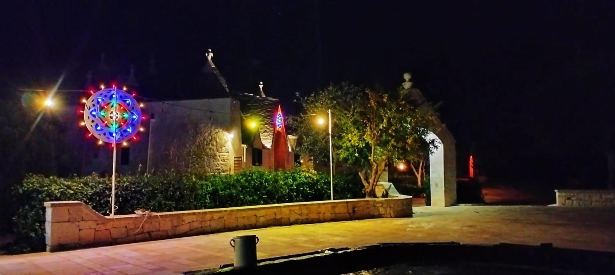 Trullo Degli Anelli In Masseria Cisternino Bagian luar foto